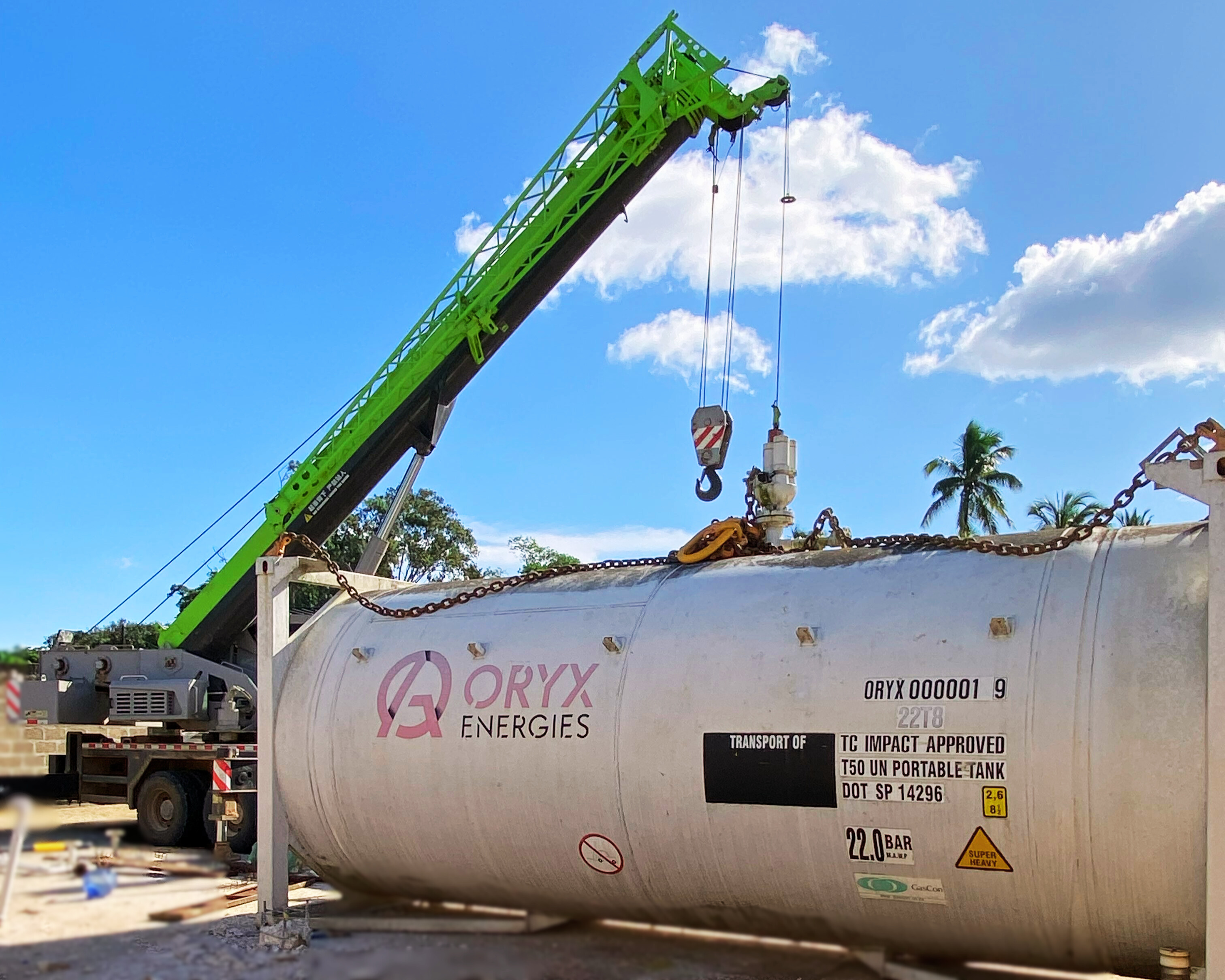 Transfer of tanks from Welezo to Mwangapwani – Oryx Company.